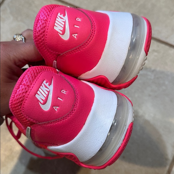 Nike Air Max Excee Neon Hyper Pink Running Athletic Sneakers 10 - Picture 5 of 8